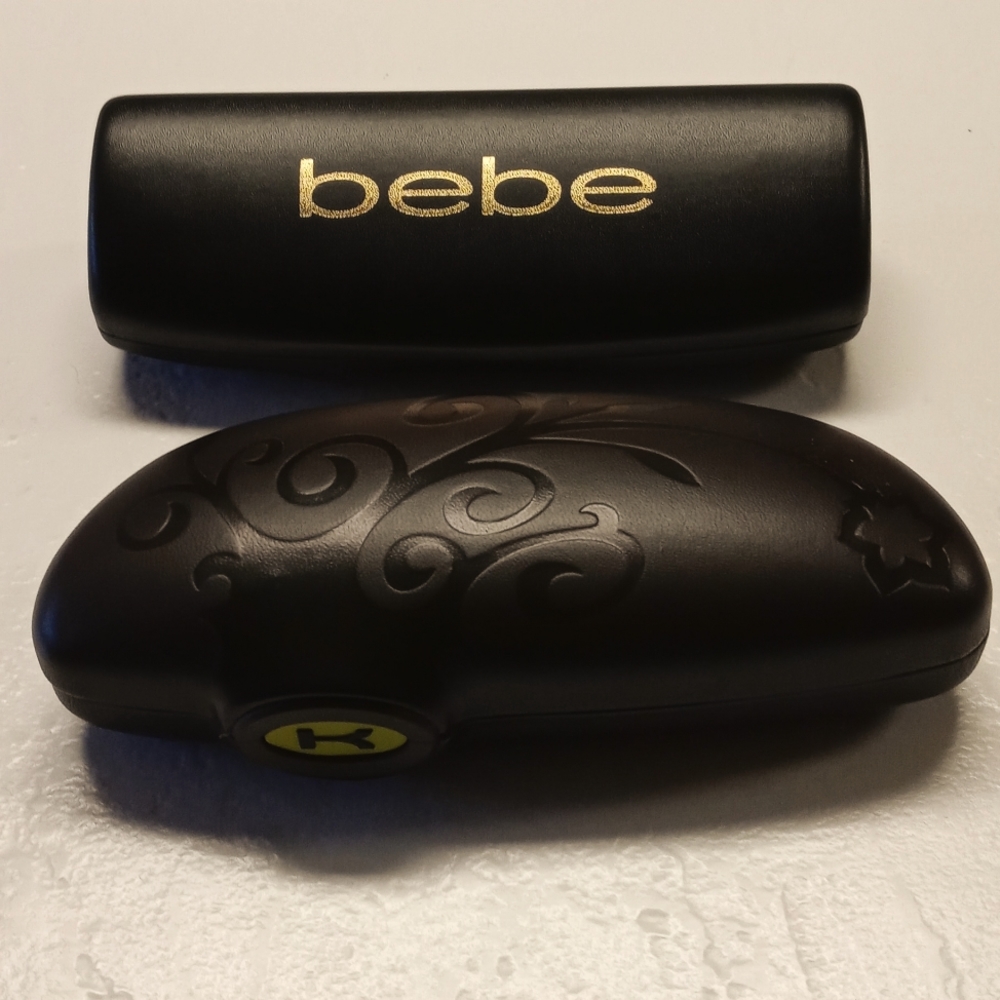 Womens 2 Prescription Glasses and 2 Cases
